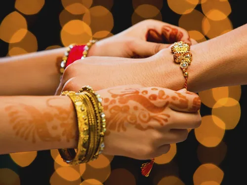 Miniatura 4 de IS4A Juego de 5 pulseras Rakhi surtidas (5 Rakhis) hechas a mano Rakhi Juego de 5 regalos Rakhi para hermano, hermana, bhaiya, bhabhi para indio
