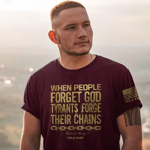 Miniatura 4 de Hold Fast Camiseta de algodón con cuello redondo con texto en inglés When People Forget God Tyrants Forge Their Chains Patrick Henry Maroon, talla S