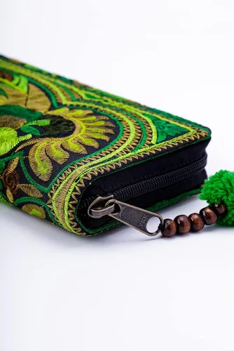 Miniatura 4 de changnoi Cartera de mujer hecha a mano con tela bordada tailandesa Hmong, Verde pájaro., Cartera con cremallera
