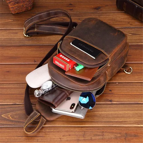 Miniatura 4 de Ztimi Bolso de pecho de cuero retro para hombre, bolso de mensajero de moda, mochila de cuero para hombre (color A Tamaño 11.8 x 4.7 x 7.1in)