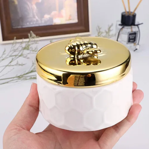 Miniatura 5 de Hipiwe Joyero de cerámica con tapa de abeja dorada, organizador de exhibición de joyas pequeño, contenedor de almacenamiento para decoración