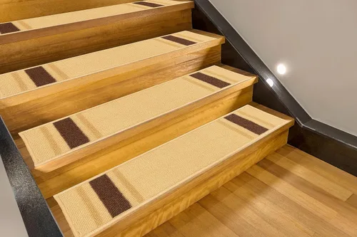 RugStylesOnline Peldaños de escalera de tamaño personalizado, borde sólido, color beige, personalizable, parte trasera de látex antideslizante,