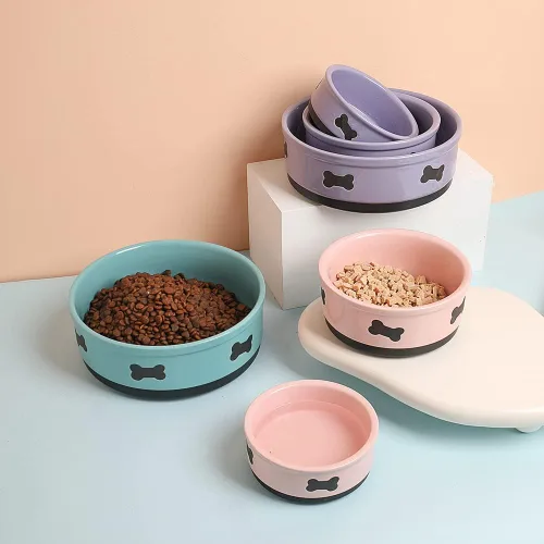 Miniatura 6 de Sweejar Cuencos de cerámica para perros con patrón de huesos, plato de comida para perros pequeños, cuenco de porcelana para agua de 16 onzas Rosa