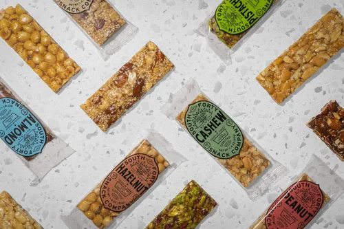 Miniatura 4 de South 40 Snacks - Barras de nueces crujientes, mezcla de 6 paquetes variados, toque de miel, proteína natural (barra de 1.41 onzas, paquete de 12)