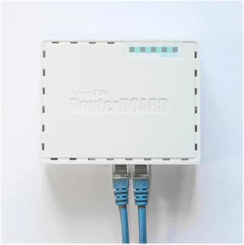 Miniatura 6 de Mikrotik hEX RB750Gr3 Router Gigabit Ethernet de 5 puertos