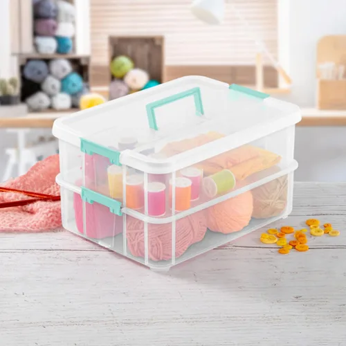 Miniatura 6 de Sterilite Paquete de 4 cajas de asas de 2 capas para almacenamiento en el hogar y la oficina, base transparente y tapa con pestillos