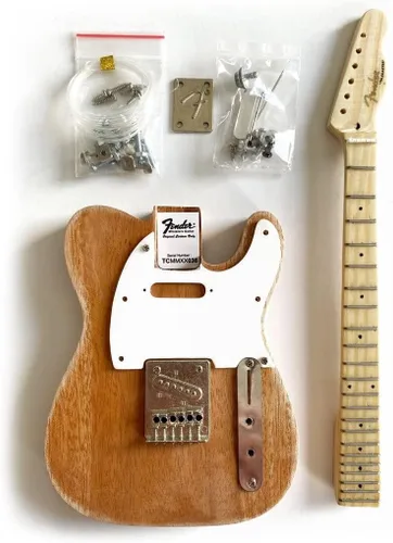 Miniatura 2 de KIT DE MODELO DE Guitarra Miniatura - Fender™ Telecaster™ - CONSTRUYE TU PROPIO - Con licencia