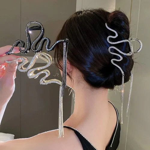 Miniatura 7 de Jumwrit Pinza para el cabello, pinza de pelo grande con diamantes de imitación, pinza de metal de sujeción fuerte con cadena larga de borlas, pinza