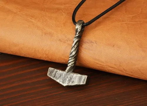 Miniatura 111 de Viking Thors Hammer Necklace Pendant - Vegvisir Aegishjalmur Helm of Awe Raven Huginn Muninn Pendant Necklace Amulet Talisman - Thor Necklace