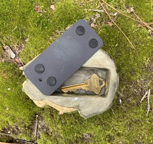 Miniatura 7 de Top Brass Figura gruesa para ocultar llaves de rana, bonita estatua de jardín de sapo con compartimento secreto, para interiores y exteriores