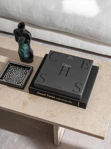 Miniatura 6 de PrintWorks Art of Chess – Juego de ajedrez de madera en blanco y negro con tablero acrílico – Elegante juego de mesa de café para adultos y familias