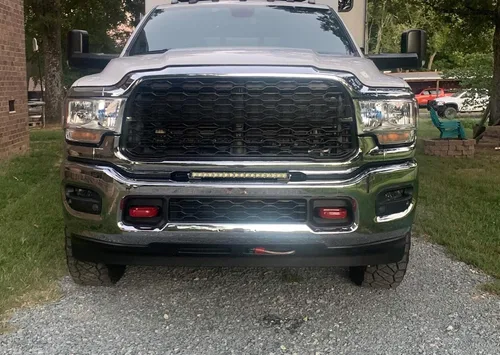 Miniatura 3 de iJDMTOY Kit de barra de luz LED de montaje en hueco de parrilla de 20 pulgadas, compatible con Dodge RAM 2500 3500 2020 en adelante, incluye barra