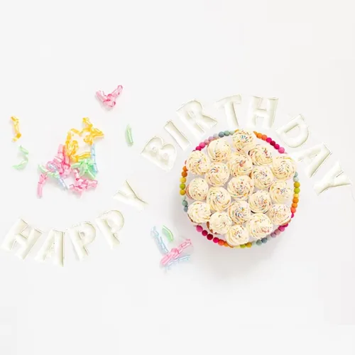 Miniatura 7 de Cartel de feliz cumpleaños pre-encordado – Guirnalda de bola de fieltro, decoraciones de fiesta temática blanca, guirnalda de feliz cumpleaños