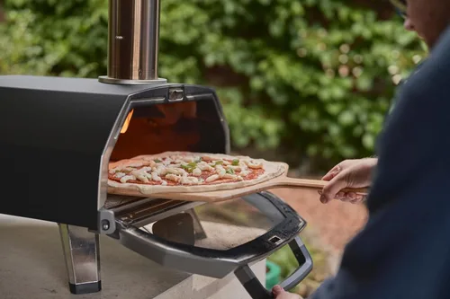 Miniatura 2 de Ooni Karu 2 Pro - Horno de pizza multicombustible – Horno de pizza de madera y gas al aire libre con piedra para pizza y termómetro integrado, horno