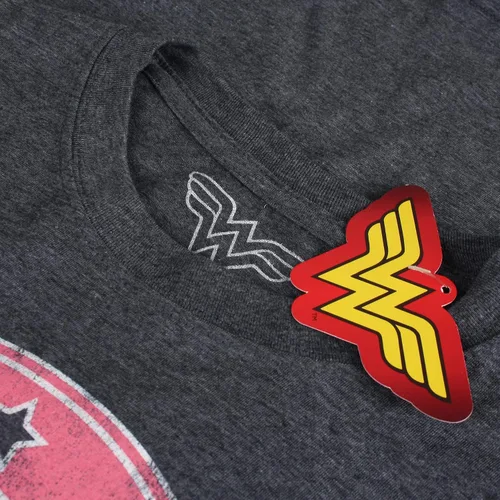 Miniatura 4 de Popfunk Camiseta clásica de manga enrollada con emblema de la Mujer Maravilla de DC Comics