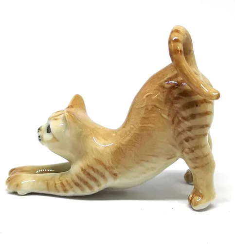 Miniatura 5 de Figura coleccionable en miniatura de cerámica marrón lindo gato estatuilla casa de muñecas hecha a mano