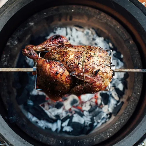 Miniatura 8 de Kamado Joe JoeTisserie Accesorio de rotisería para parrillas Big Joe de 24 pulgadas con varas de asado de acero inoxidable para hasta 50 libras