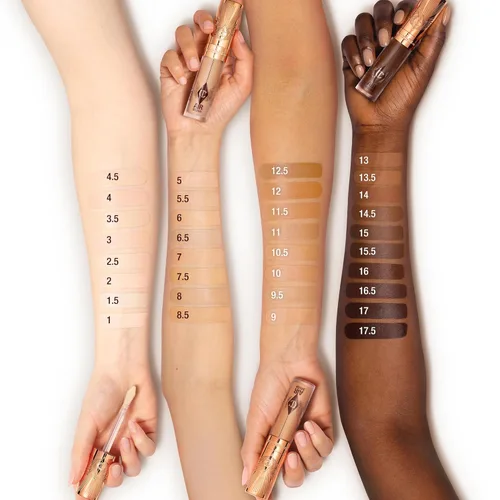 Miniatura 9 de Charlotte Tilbury AIRbrush Corrector de desenfoque impecable – Corrector para ojeras, manchas y más – Hidratante, cobertura completa con un acabado
