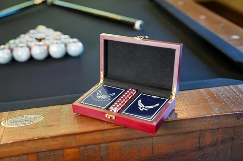 Miniatura 37 de Juego de regalo del ejército de los Estados Unidos Juego de cartas y dados Tarjetas de insignia de rango del ejército Regalos del ejército