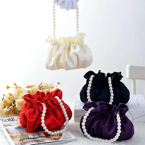 Miniatura 7 de LAKSMI Mini bolso de cubo con cadena de perlas
