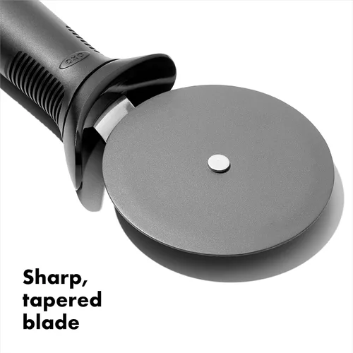 Miniatura 4 de OXO Good Grips - Rueda y cortador de pizza para sartenes antiadherentes