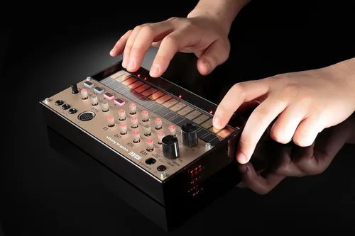 Miniatura 3 de Máquina analógica de ritmo Korg Volca Beats, Negro, S