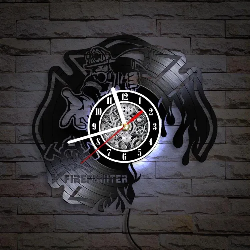 The Geeky Days Reloj de pared LED de bombero, disco de vinilo, 7 colores, cruz maltesa quemada, 12 pulgadas, silencioso, sin tictac, casco de