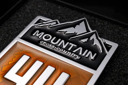 Miniatura 2 de Adhesivo metálico para automóvil de montaña de campo traviesa de 4 x 4, calcomanía de carreras todoterreno, emblema cromado para vehículos