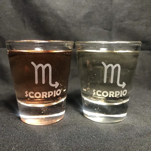 Miniatura 9 de Juego de 2 vasos de chupito de signos del zodiaco Aries Leo Cáncer Piscis Escorpio Tauro Sagitario Géminis Virgo Libra Capricornio Acuario (AQUARIUS)