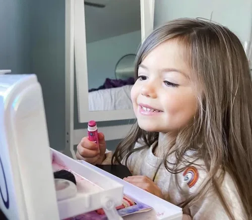 Miniatura 3 de Luna Star Klee - Kit de maquillaje para niños. Suave y no tóxico. Apto para niños. Fabricado en Estados Unidos (Berry Icing Fairy)
