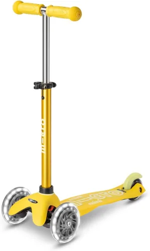Micro Kickboard | Mini scooter LED para niños de 2 a 5 años | Niños de hasta 110 libras | Diseño de 3 ruedas inclinadas para dirigir | Barra en T