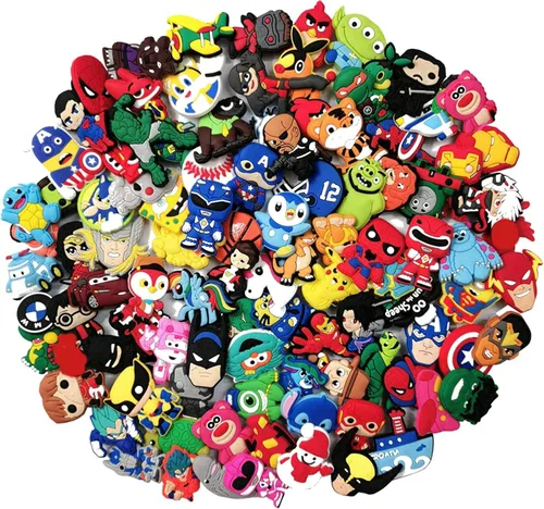 100 dijes de dibujos animados para zapatos con agujeros y pulsera bolsa de regalo regalo de Navidad regalos de fiesta de cumpleaños para niños