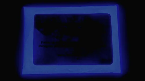 1 onza de polvo que brilla en la oscuridad, impermeable. Azul oscuro neutro