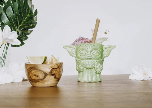 Miniatura 5 de Geeki Tikis The Child Baby Yoda Force Pose Taza Star Wars: 16 onzas