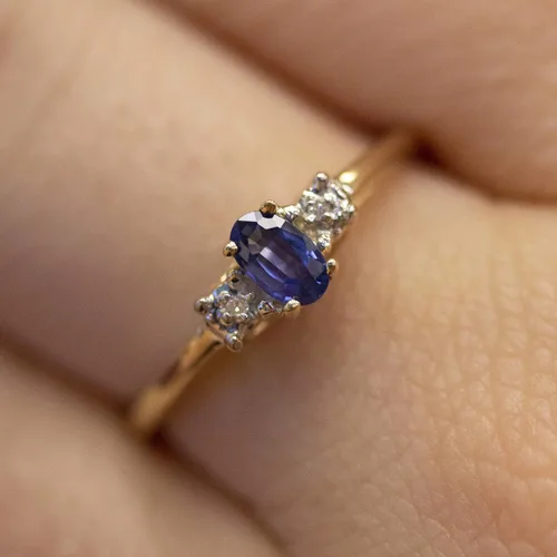 Miniatura 8 de Anillo de zafiro y diamante en oro amarillo de 14 quilates