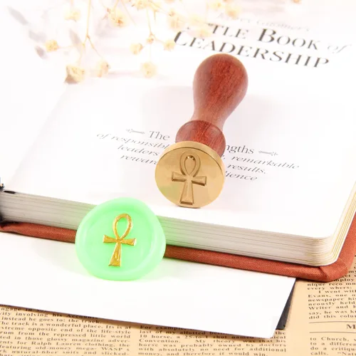 Miniatura 2 de Sello de cera Ankh Cross Religious Jesus Ankh - Sellos de cera de latón macizo, 0.984 in, Crux ansata para tu decoración de pared de altar, regalo