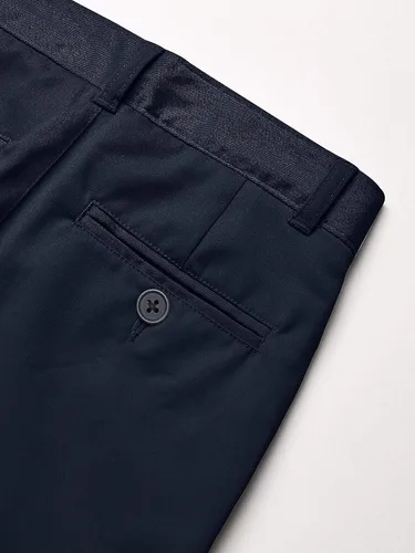 Miniatura 4 de Tommy Hilfiger Flat Front Twill Blend Shorts, Kids School Uniform Clothes for Little Or Big Boys with Husky and Slim Sizes