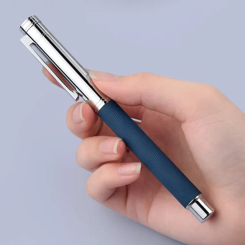 Miniatura 8 de Hongdian 1843 Navigator - Pluma estilográfica extra fina de metal sólido, patrón de ondulación azul con convertidor recargable y estuche de metal