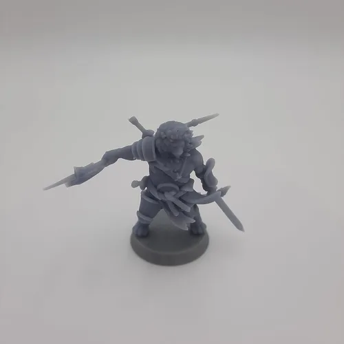 Lionfolk - RPG - Calabozos y Dragones - DND - Pathfinder - Señor del Anillo - Figura miniatura (gris/sin pintar) (Lionfolk Bárbaro)