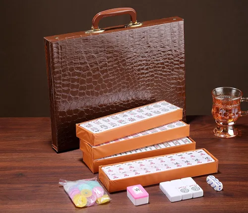 Miniatura 7 de Juego de Mahjong Americano 166 Azulejos Blancos Grabados para Mah Jong Occidental, Mah Jongg con Estuche de Transporte de Tamaño Viajero, Dados