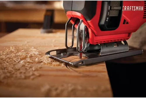 Miniatura 10 de CRAFTSMAN Kit de sierra caladora inalámbrica V20, 3 ajustes orbitales, hasta 2,500 SPM, batería y cargador incluidos (CMCS600D1)