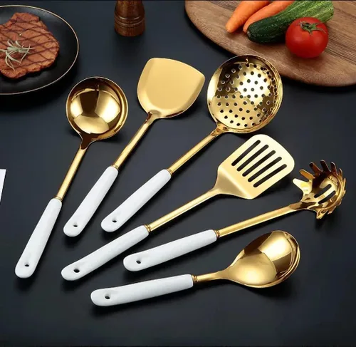 Miniatura 3 de AQUAX Juego de utensilios de cocina de acero inoxidable de siete piezas (oro blanco). Juego de 7 utensilios de cocina con estante para colgar.
