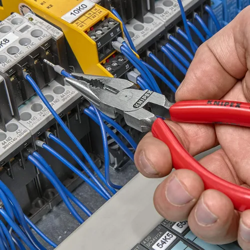 Miniatura 4 de KNIPEX - Herramientas 00 20 01 V16 - Juego de alicates automotrices de 4 piezas en bandeja de espuma (002001V16)