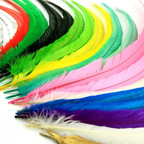 Miniatura 6 de THARAHT 50 piezas de plumas de cola de gallo, naturales, de 12 a 14 pulgadas (30-35 cm) para manualidades, bodas, atado de moscas, plumas para Rosa
