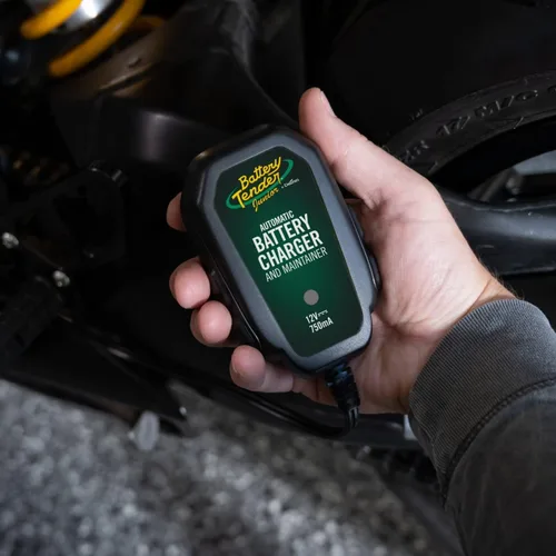 Miniatura 4 de Battery Tender Junior 12V, 750mA Cargador y Mantenedor: Cargador Automático de 12V para Motocicletas, Quads y Más - Más Inteligente que un Cargador