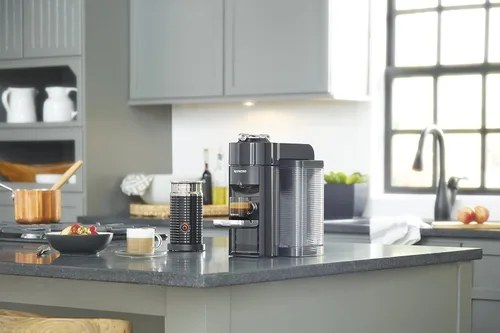Miniatura 7 de Máquina de café y espresso Nespresso Vertuo de De'Longhi, color negro piano con espumador de leche Aeroccino Negro (Piano Black)