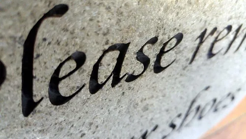 Miniatura 4 de Letrero de piedra grabada con texto en inglés "Please remove your shoes ", inspirador arenado, ideas de regalo únicas y hermosas, rocas naturales