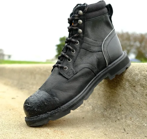 Miniatura 5 de Leather Hero Protector de botas de trabajo con cepillo para botas de trabajo con refuerzo de puntera - da vida extra a tus botas, 3 onzas