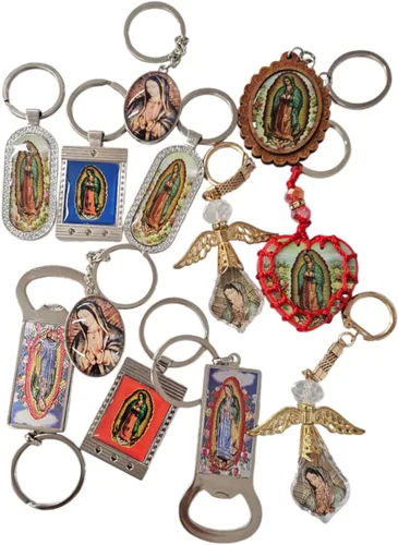 Juego de 12 llaveros de Lady of Guadalupe con bolsa de organza, recuerdo de fiesta, regalo de bautizo, llavero católico religioso