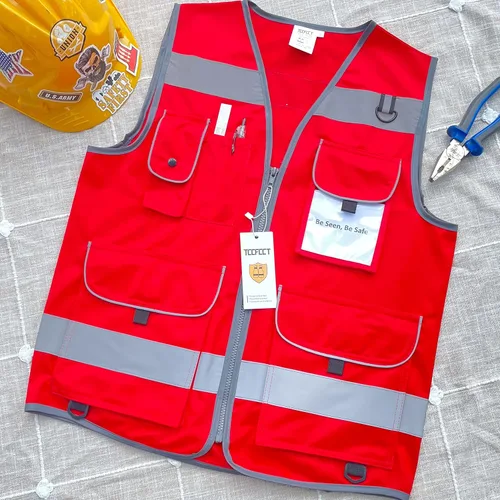 Miniatura 5 de TCCFCCT Chaleco de seguridad rojo para hombres y mujeres, chaleco reflectante de alta visibilidad con 9 bolsillos, chaleco de trabajo con tiras Tela